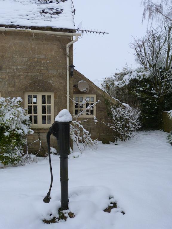 Honeysuckle Cottage Bourton-on-the-Water Dış mekan fotoğraf